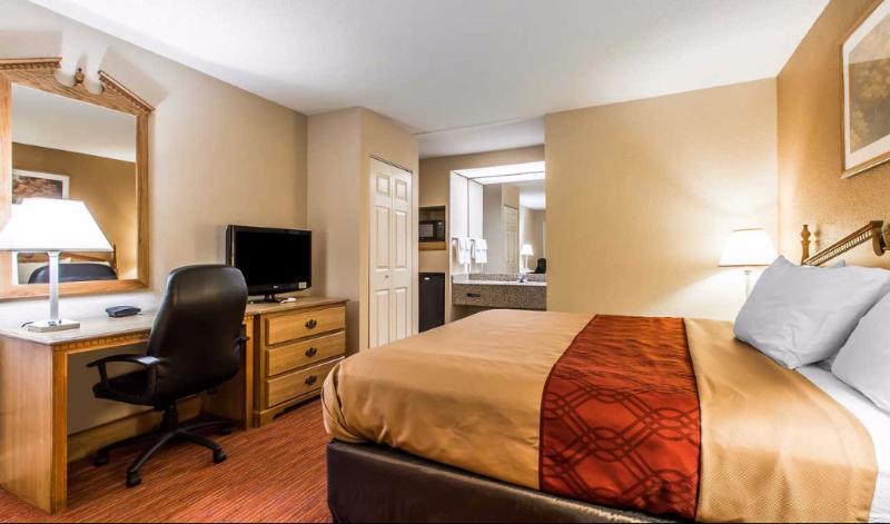 Econo Lodge Madison Exteriör bild